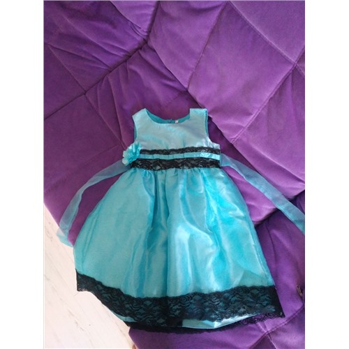 Продам детское нарядное платье размер 104-128
